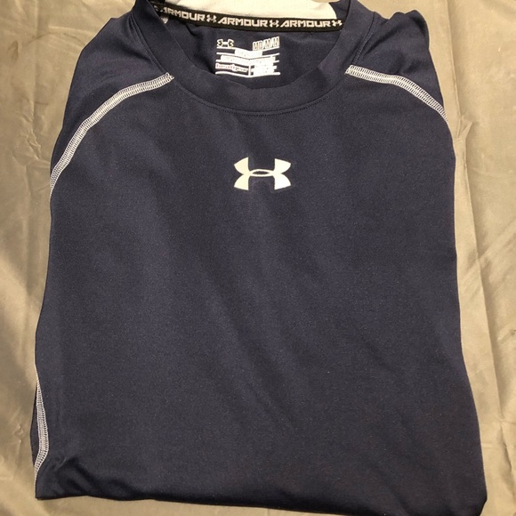 Under Armour Other - Under armor long sleeve shirt